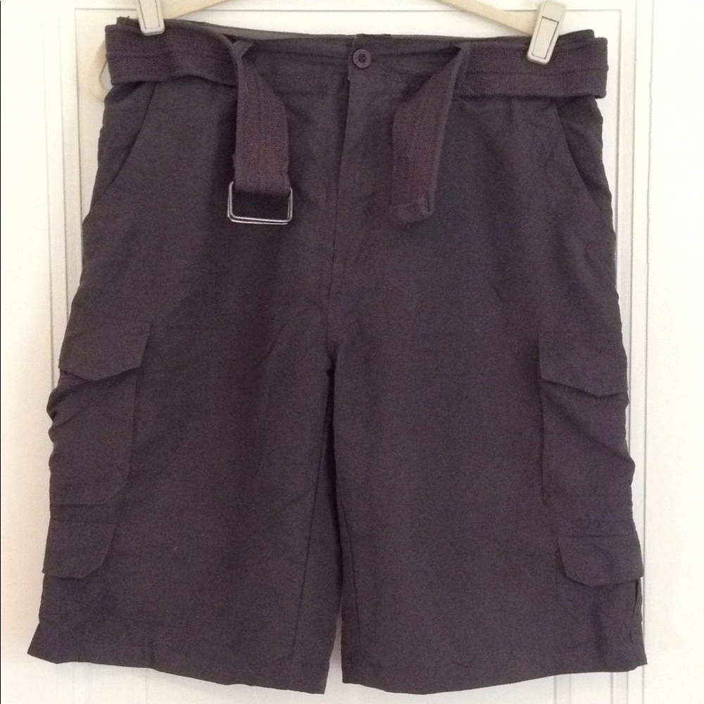 Air Walk brand Cargo Shorts